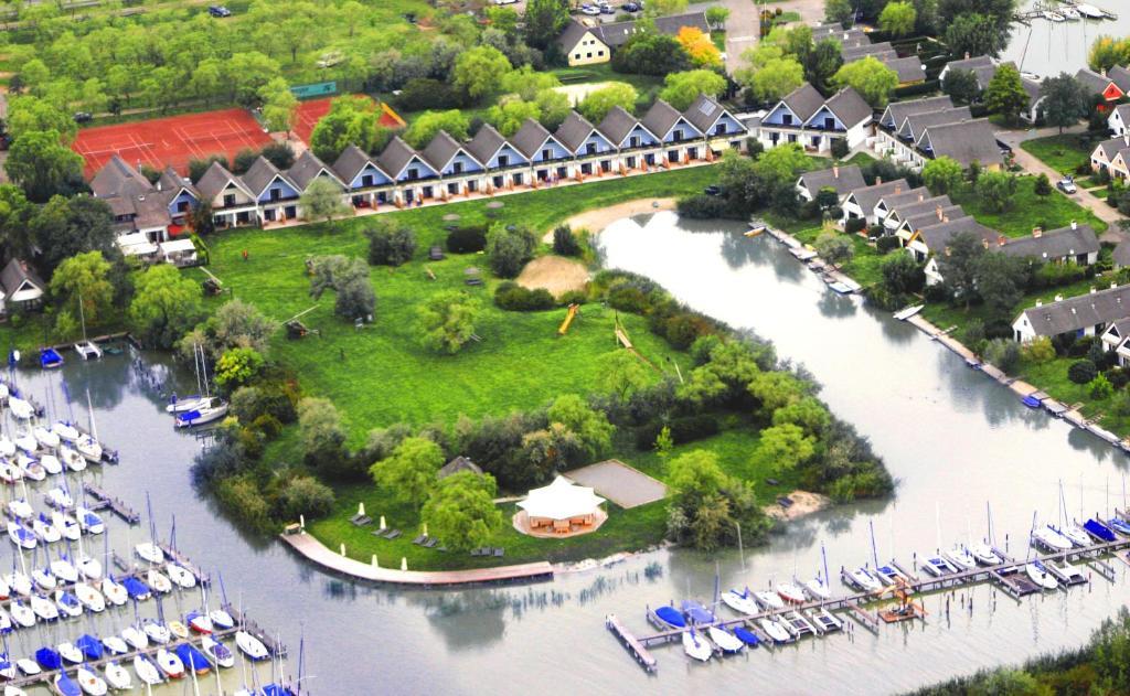 Hoteldorf Seepark Weiden Weiden am See Dış mekan fotoğraf